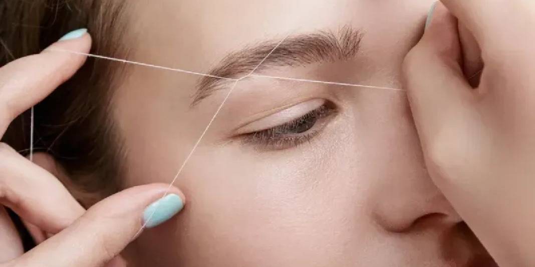 Pratik görünüyor ama zararı bilinmiyor! Artık herkes uyguluyor: İşte kaş ve bıyık almanın bilinmeyen tehlikesi… 2